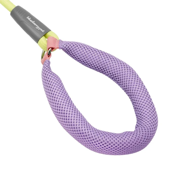 Vibrant Mesh Padded Ultra Comfy Lightweight Puff Dog Leash - Image 2